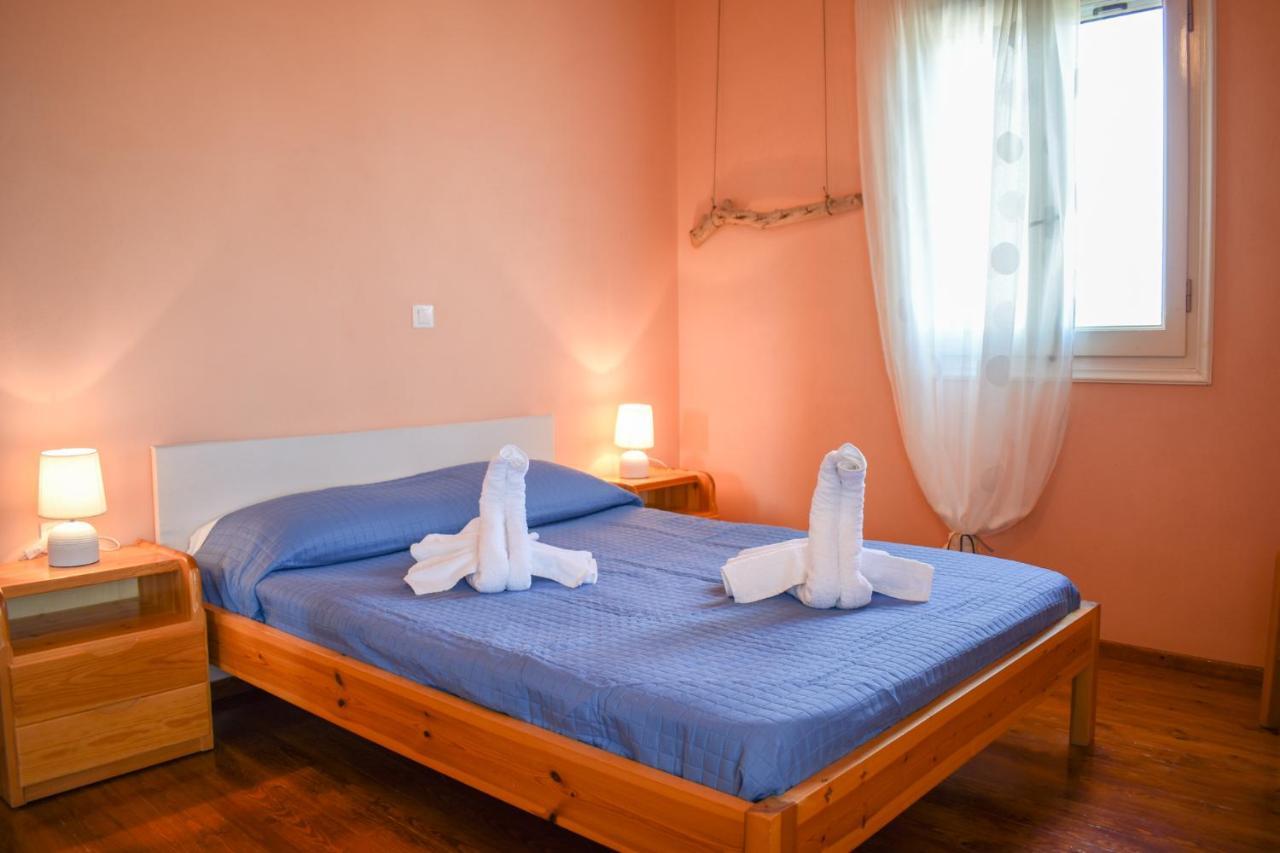 Venetian Seaside Panorama - Asini Sunset Retreats Apartment Bagian luar foto