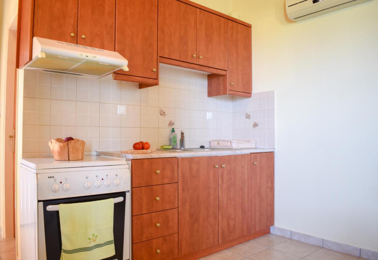 Venetian Seaside Panorama - Asini Sunset Retreats Apartment Bagian luar foto