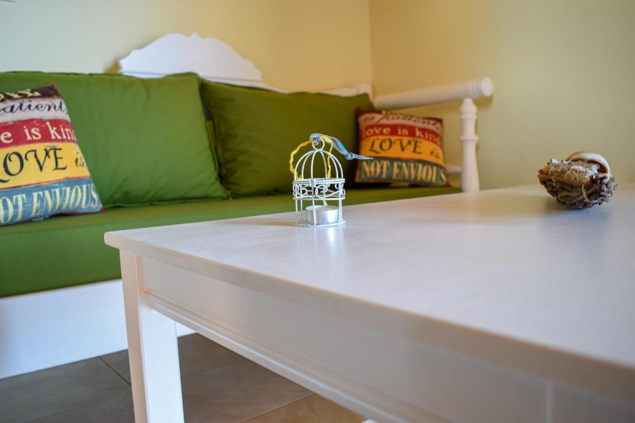 Venetian Seaside Panorama - Asini Sunset Retreats Apartment Bagian luar foto